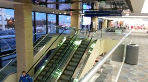 airport escalactors